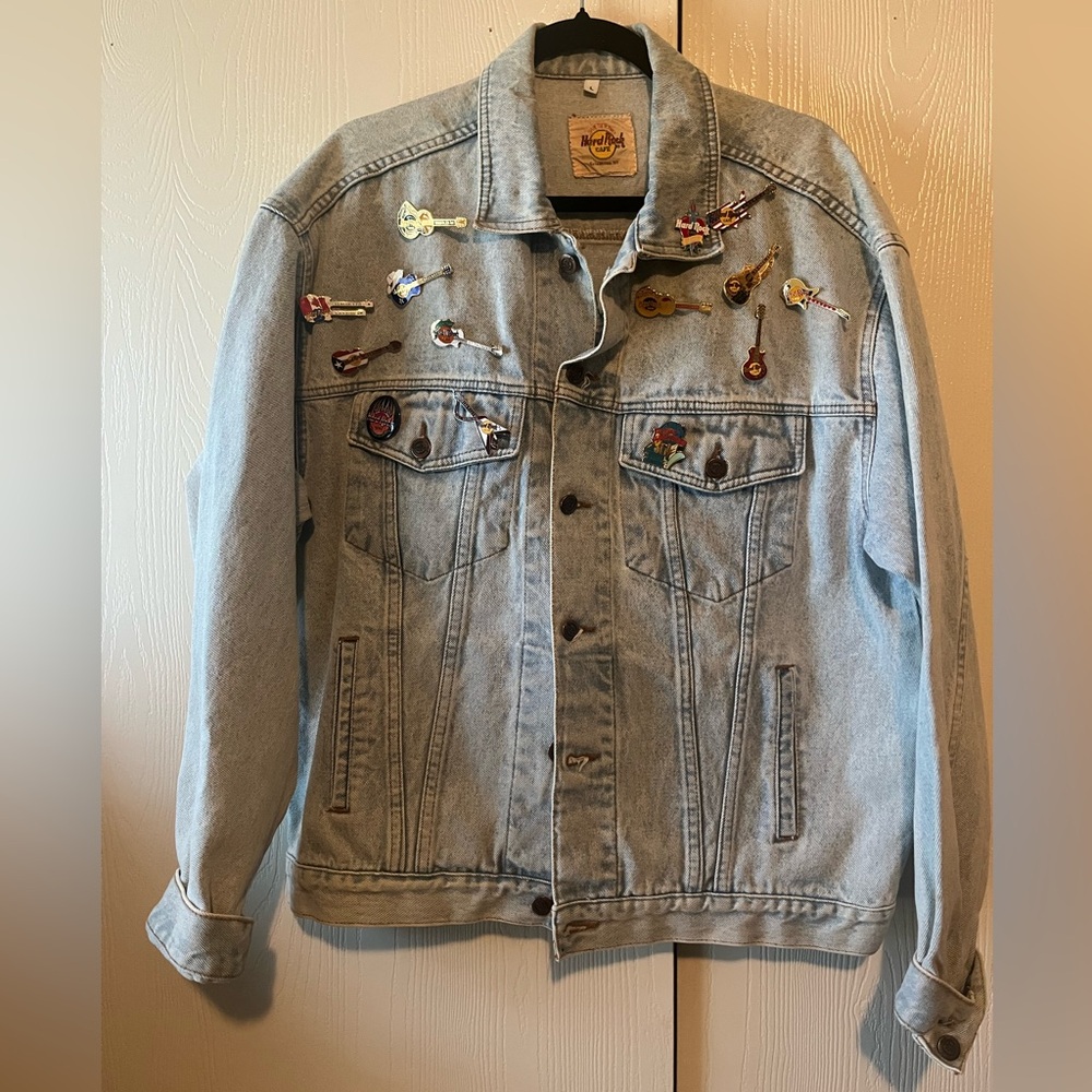 Vintage 90’s Hard Rock Cafe jean trucker jacket